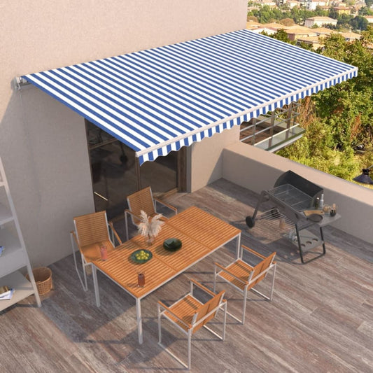 Ručně zatahovací markýza 600 x 350 cm modrobílá