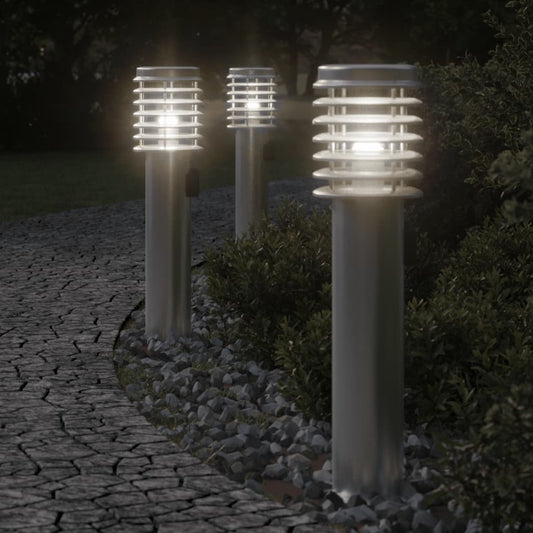 Venkovní stojací lampa se zásuvkou stříbrná 60 cm nerezová ocel