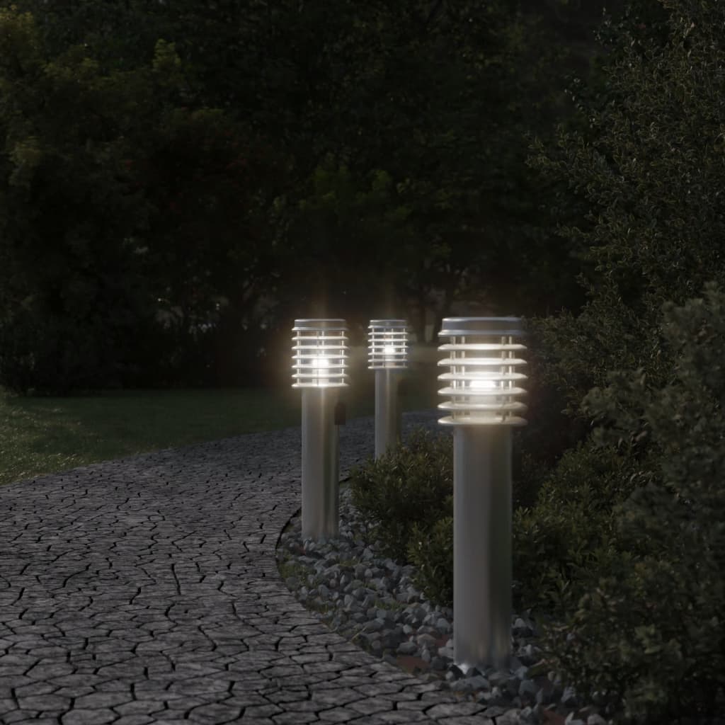 Venkovní stojací lampy se zásuvkou 3 ks stříbrné 60 cm ocel