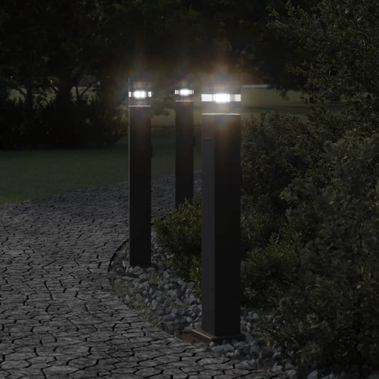 Venkovní stojací lampa se zásuvkou černá 80 cm hliník